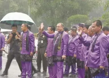 Karnaval Diguyur Hujan, Zaki Anggap Diberkahi