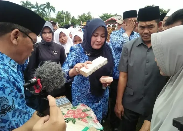 Bupati Irna Minta Birokrat Utamakan Pelayanan