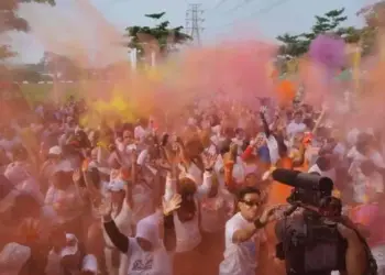 1.500 Peserta Meriahkan Tangerang Color Run