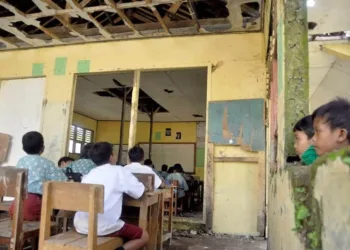 808 Ruang Kelas SD di Pandeglang Masih Rusak