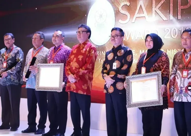 Pemkab Tangerang Diganjar SAKIP Award