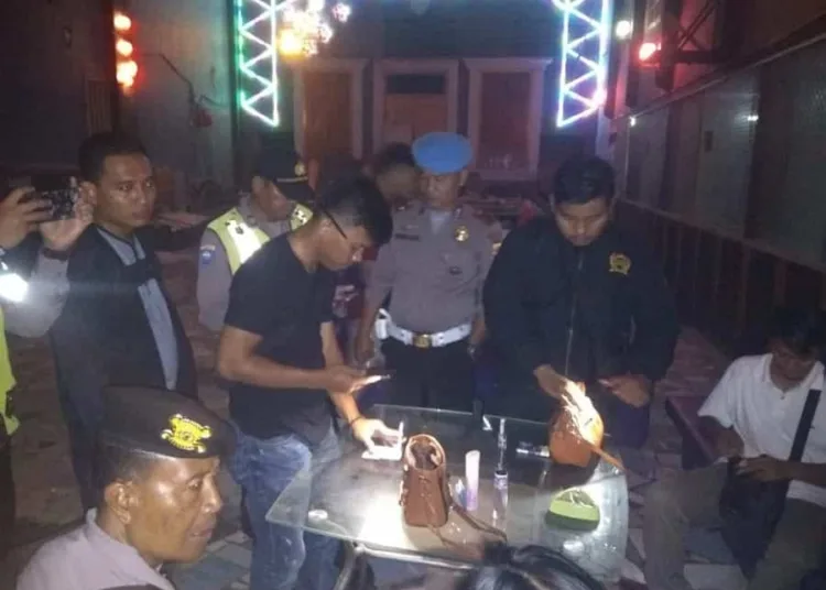 Bawa Sembilan Jeriken Arak, Sopir Diamankan