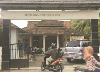 Warga Pasir Nangka Keluhkan Lamanya Pembuatan KK