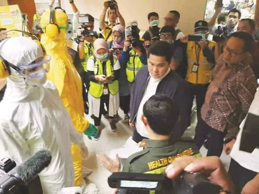 Menteri Erick Thohir Sidak Bandara Tanpa Masker