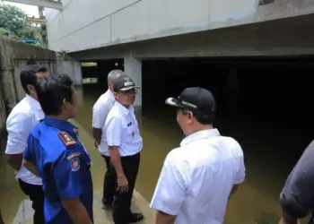 Pembangunan Pasar Royal Mangkrak, Basement Tergenang