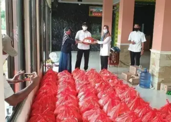 Warga Perumahan Kebanjiran, Pemkab Salurkan Bantuan