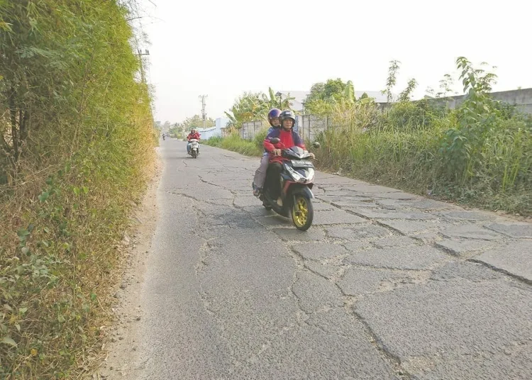 Begal Gentayangan di Jalan Raya Gajah Barong Tigaraksa