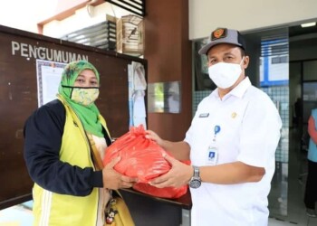 5.000 Paket Sembako untuk Guru Ngaji di Kota Tangerang