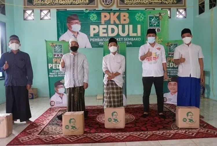 Dapat Bantuan, Guru Ngaji di Kabupaten Tangerang Sumringah