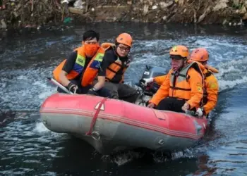 Bermain di Jembatan Alamanda, Bocah 10 Tahun Tenggelam