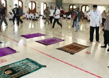 Jelang New Normal, Bupati Zaki Dahulukan Buka Sarana Ibadah