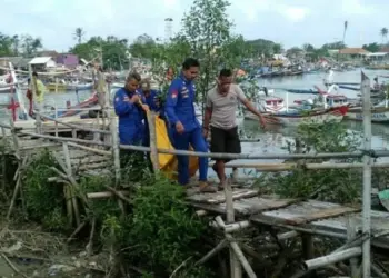 Begini Sulitnya Satpolair Pandeglang Evakuasi Mayat Tanpa Identitas di Pulau Tinjil