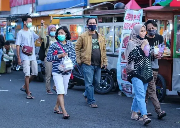 Aktifitas Kulineran di Pasar Lama Kota Tangerang