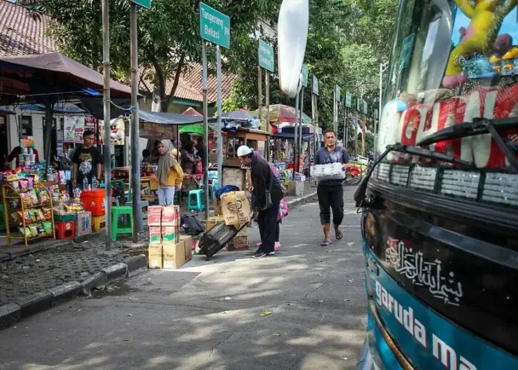 Terminal Poris Pelawad Kembali Beroperasi