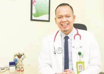 NUTRISI: Dokter Spesialis Anak RS Sari Asih Cipondoh, dr Bonnie Arseno. (ISTIMEWA)