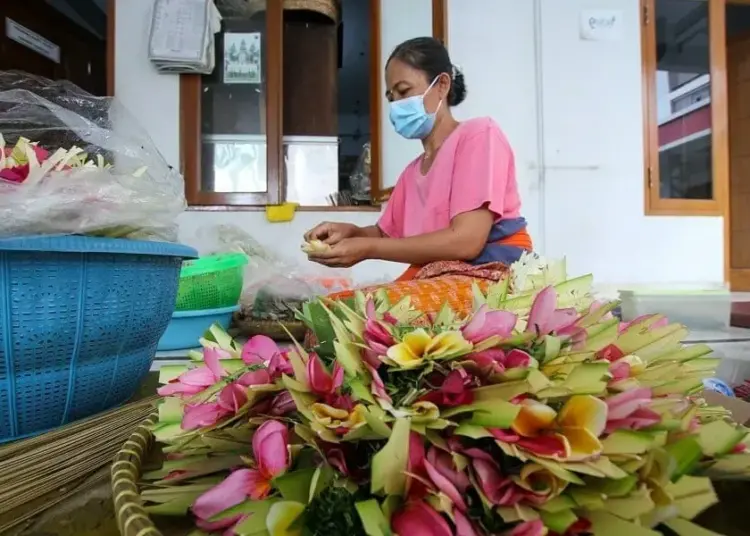 Persiapan Jelang Hari Raya Galungan