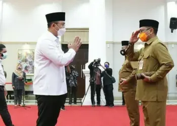 Wagub Andika ke Pjs Bupati: Sukseskan Pilkada Tanpa Bahayakan Warga