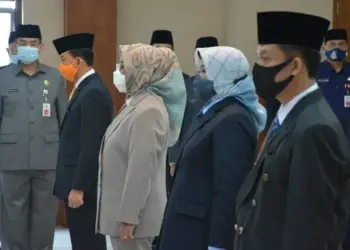 Lantik 4 Pejabat Eselon II, Bupati Zaki: Harus Amanah