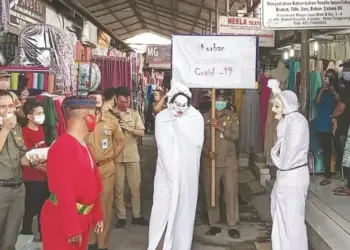 “Pocong” Sosialisasi Protokol Kesehatan