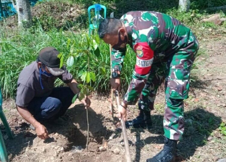 Jaga Kelestarian Alam, Kodim Pandeglang Gelar Kegiatan Reboisasi