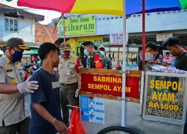 Pilih Sanksi Denda Atau Sanksi Sosial