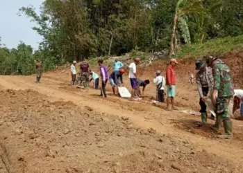 Peran Babinsa Ujung Tombak di TMMD