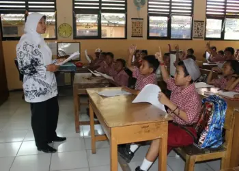 Orang Tua Boleh Tolak Sekolah Tatap Muka