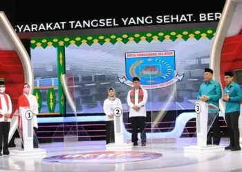 Langsung Hangat di Debat Pertama