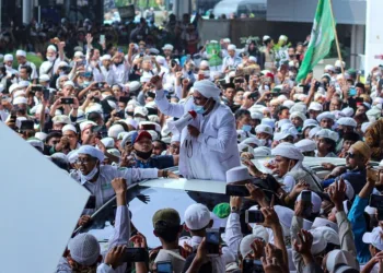 Massa Lumpuhkan Bandara Soetta