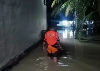 Sekeluarga Nyaris Tewas Tertimpa Rerentuhan Rumah