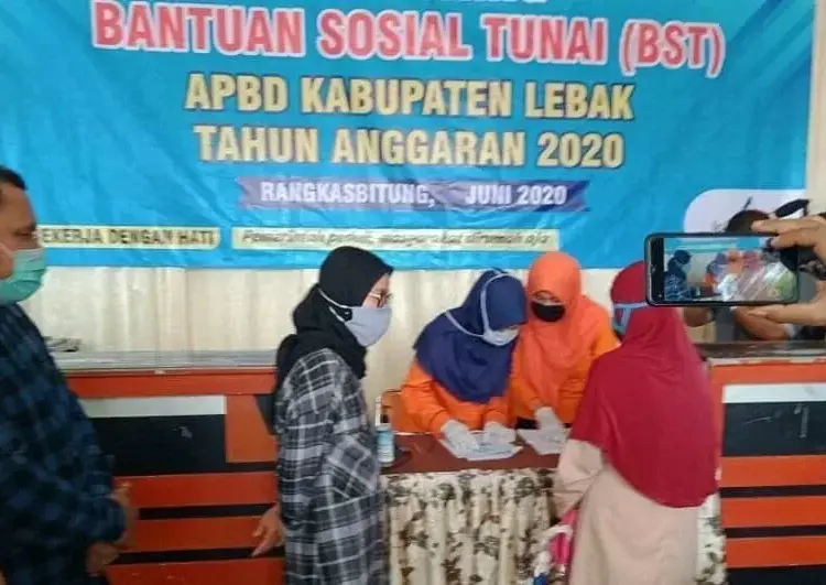 Tak Ada Bansos Tunai Tahun Depan untuk Masyarakat Miskin