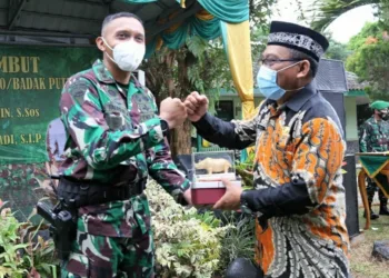 Letkol Bambang Pimpin Yonif 320 Badak Putih