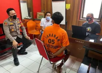 Uang Kurang Saat Beli Rokok, Pelanggan Dibacok