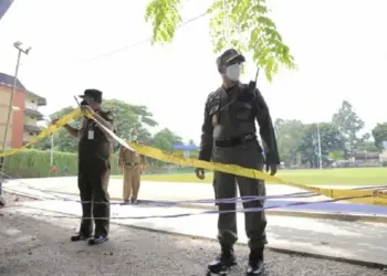 Hari Pertama PPKM, Satpol PP Gelar Operasi Yustisi dan Tutup Alun-alun