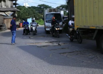 DPRD Kota Tangerang Minta Jalan Raya Perancis Diperbaiki