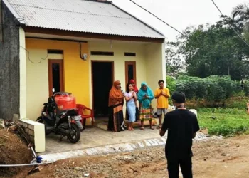 Bupati dan ASN Pemkab Serang Bangun Rumah Wulan LIDA