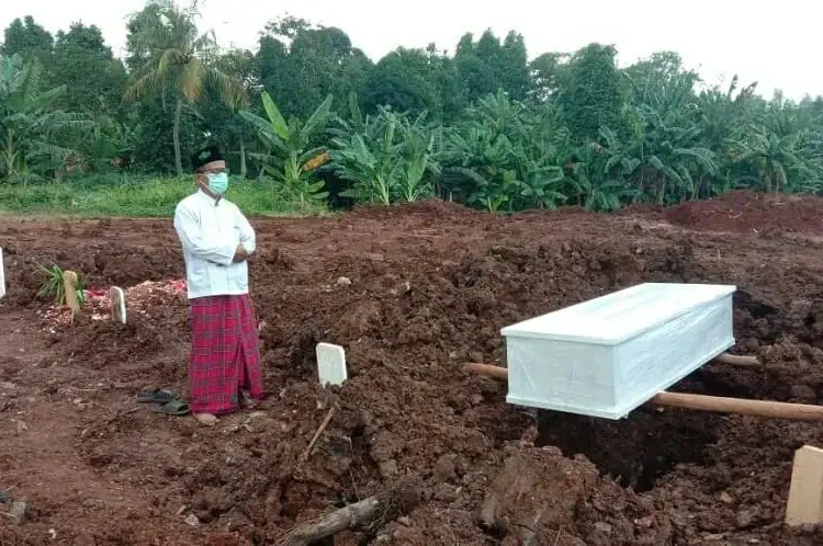 Salat Berkali-kali Dalam Sehari, Berjaga Hingga Dinihari