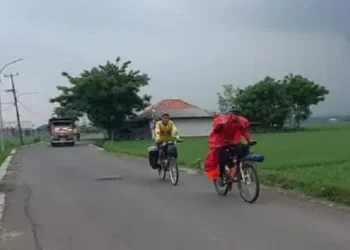 Gerak Terus Lawan Covid-19, Warga Pamulang Gowes Sampe Lombok