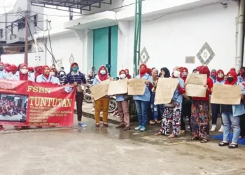 Puluhan Buruh  PT. Cipta Coilindo Melakukan Aksi Unjuk Rasa