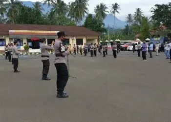 Personel Polres Pandeglang Diwajibkan Olahraga Sebelum Bertugas