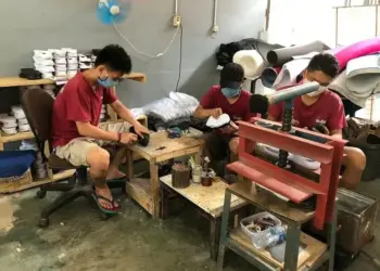 WBP Rutan Kelas I Tangerang Produksi Sepatu