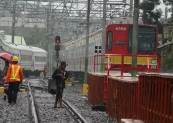 Pemberangkatan Commuter Line di Stasiun Maja Dihapus