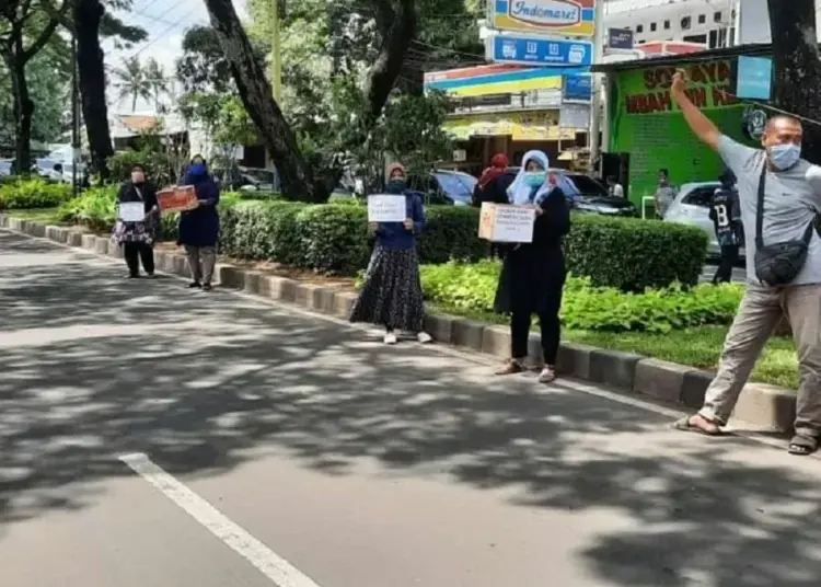 Warga Terdampak Penggusuran Proyek JORR 2 Kembali Galang Bantuan