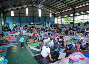 Posko Pengungsian Korban Banjir Periuk