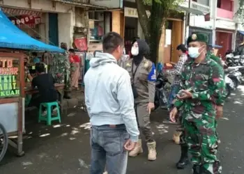 Terjaring Razia Masker, Puluhan Pedagang dan Warga Disanksi