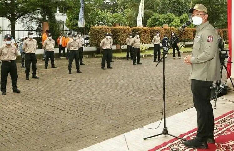 Peringati HUT ke 17, Tagana Banten Tanam 50 Ribu Mangrove