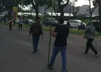 Ormas Bentrok di Graha Raya Boulevard Kota Tangsel