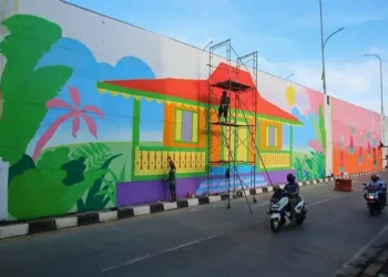 Mural Adat Betawi Hiasi Flyover Gaplek