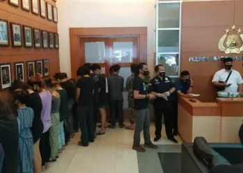 Polisi Bongkar Prostitusi di Apartemen, Pelaku Jajakan Diri via Michat