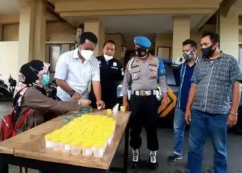 86 Personel Polsek Serpong Laksanakan Cek Urine